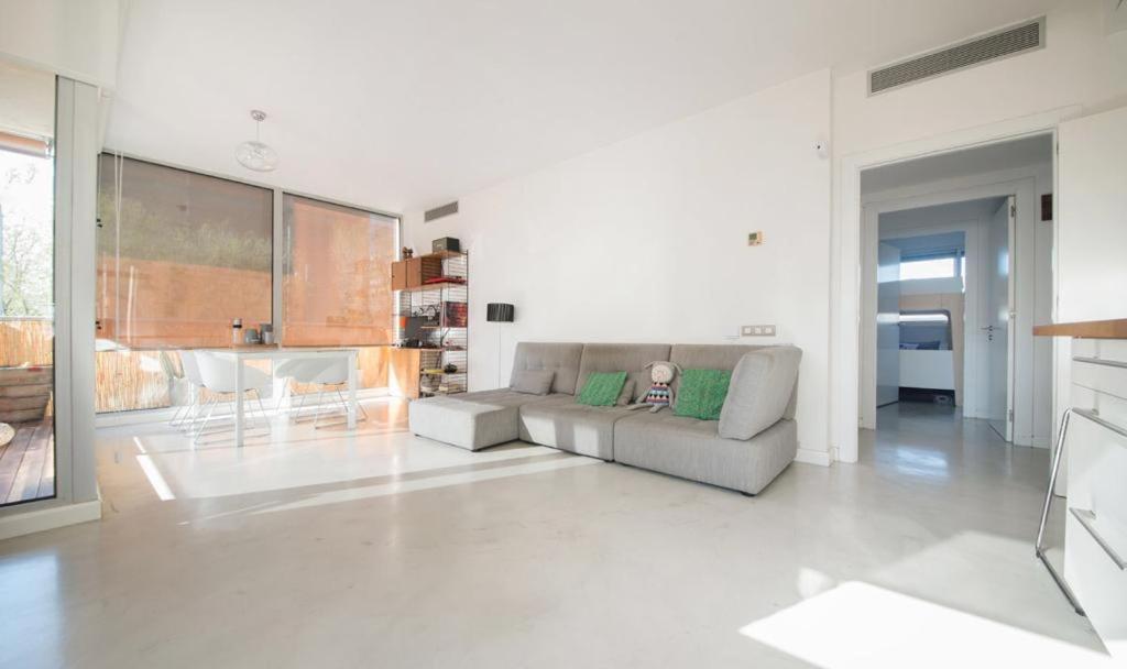 Magnificent Apartment Close To The Beach Sant Adria de Besos Dış mekan fotoğraf