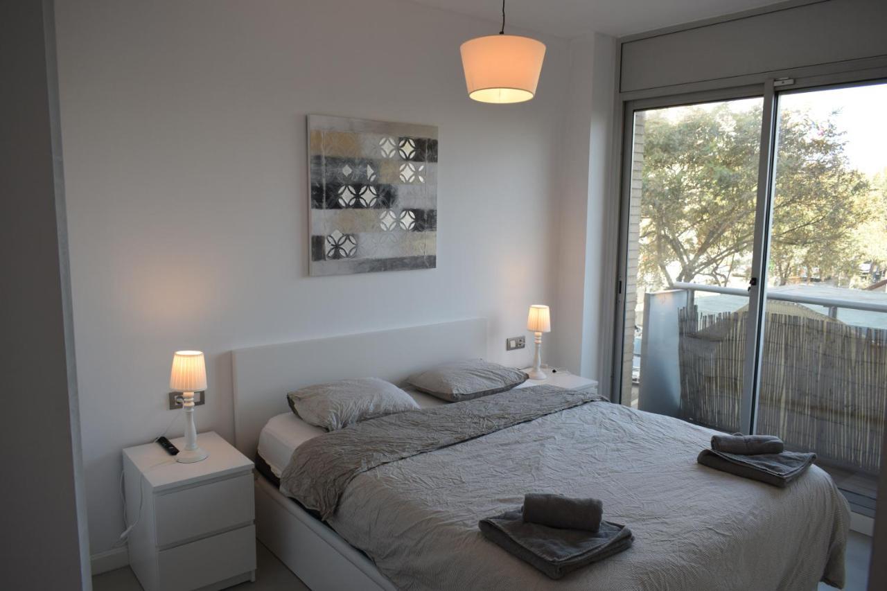 Magnificent Apartment Close To The Beach Sant Adria de Besos Dış mekan fotoğraf